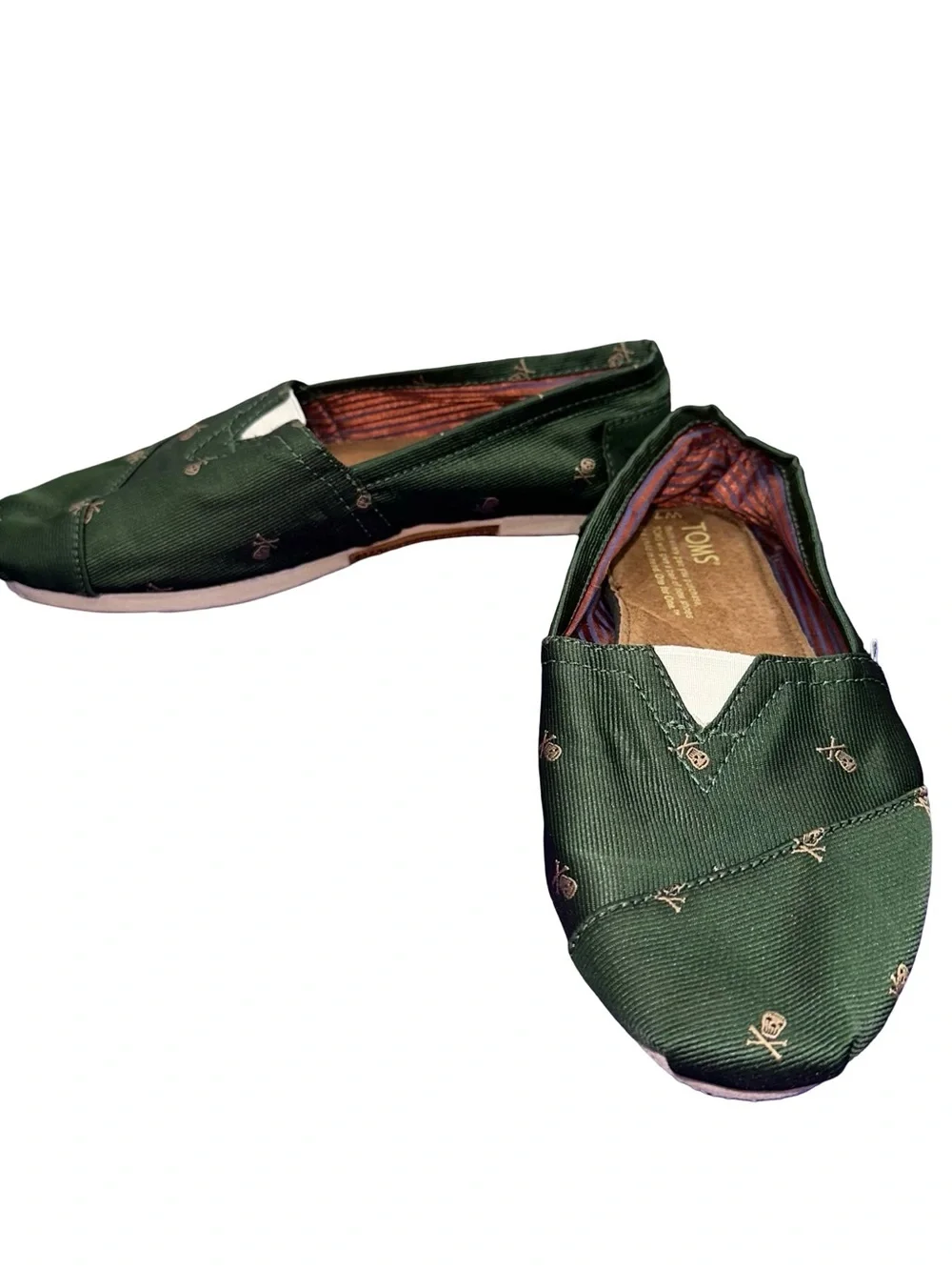 TOMS Green Skull Print Canvas Slip On Flats Women’s Casual Shoes Size 7